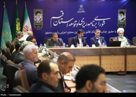 قم درگیر 75 روز گرد و غبار در سال؛ لزوم اقدام فوری برای بهبود وضعیت