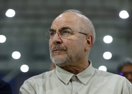 قالیباف: رهبری جنگ 12 روزه با تدابیر امام خامنه‌ای بود/ آمریکا قابل اعتماد نیست