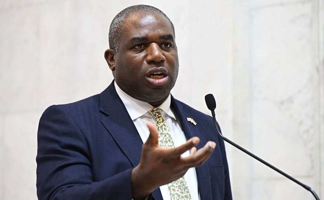 وزیر خارجه انگلیس: مکانیسم ماشه و اعمال تحریمها علیه ایران به معنای پایان دیپلماسی نیست / ایران را تشویق میکنیم که به میز مذاکرات با ایالات متحده آمریکا بازگردد و به بازرسان آژانس اجازه بازگشت را بدهد