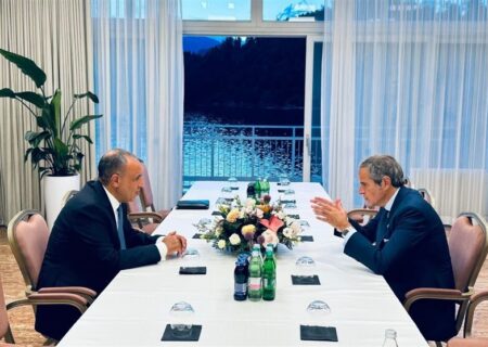 دیدار مدیرکل آژانس بین‌المللی انرژی اتمی با وزیر خارجه مصر با محوریت ایران / گروسی: به همکاری قدرتمند خود درباره کار آژانس در ایران ادامه خواهیم داد