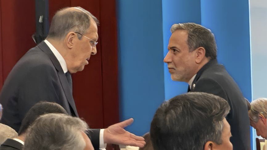 سخنگوی وزارت خارجه درباره امکان تمدید قطعنامه ۲۲۳۱: در تماس و رایزنی با چین و روسیه همه تلاش خود را انجام میدهیم که آنچه در راستای منافع ملی ایران است محقق شود / نامه مشترک وزرای خارجه ایران، روسیه و چین در این خصوص صادر شد / اعتقاد سه کشور این است که سه کشور اروپایی صلاحیت قانونی برای فعالسازی اسنپبک را ندارند؛ به تبع آن بحث تمدید را باید در کنار این موضوع دید