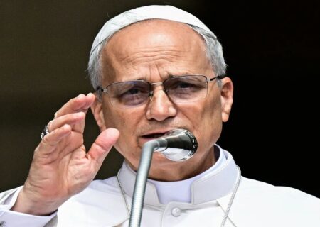 رهبر کاتولیک‌های جهان خواستار پایان همه گیری خشونت مسلحانه در آمریکا شد