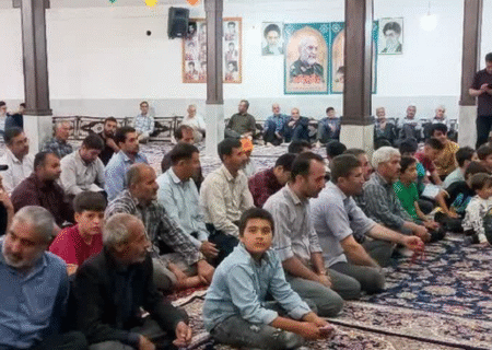 طلبه‌ای که نمازگزاران مسجد را ۵۰ برابر کرد