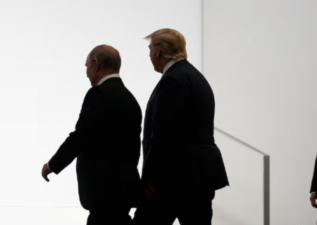 درخواست ترامپ از ناتو برای توقف واردات نفت از روسیه، شرطی غیرممکن برای تشدید تحریم‌هاست