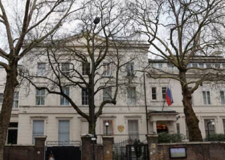 انگلیس سفیر روسیه را احضار کرد