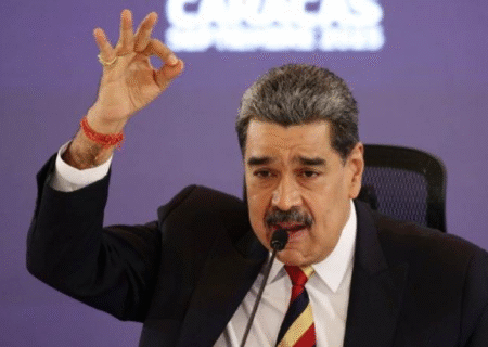 مادورو: آمریکا با تهدید به جایی نخواهد رسید