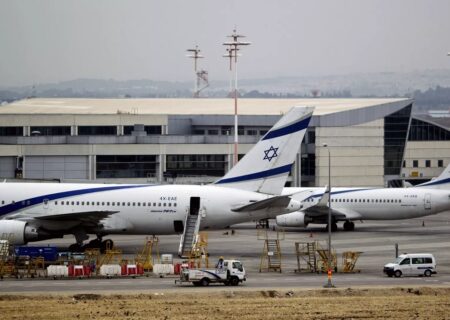 فرود اضطراری هواپیمای نتانیاهو پس از حمله موشکی از یمن