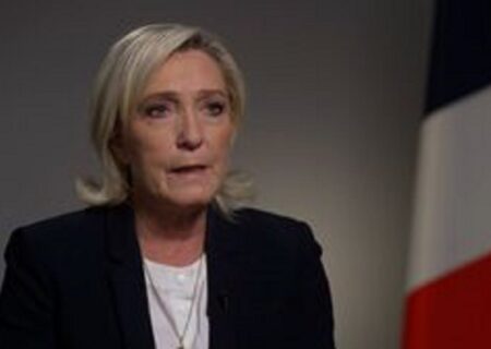 لوپن: مکرون باید پارلمان را منحل کند یا استعفا دهد