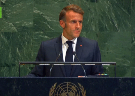 مکرون: فرانسه کشور فلسطین را به‌رسمیت می‌شناسد/ در خصوص فلسطین نباید تعلل کرد