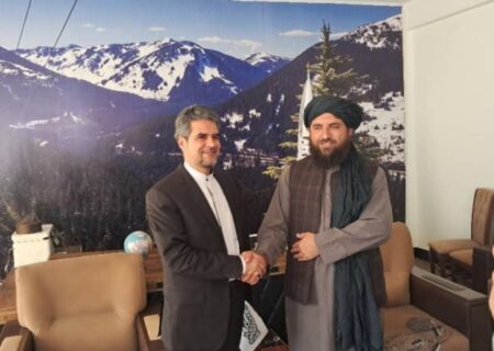 آغاز به کار سرکنسول جدید ایران در جلال‌آباد با اولویت توسعه روابط اقتصادی