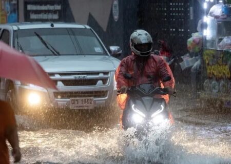 تعداد قربانیان سیل تایلند به ۷ نفر رسید