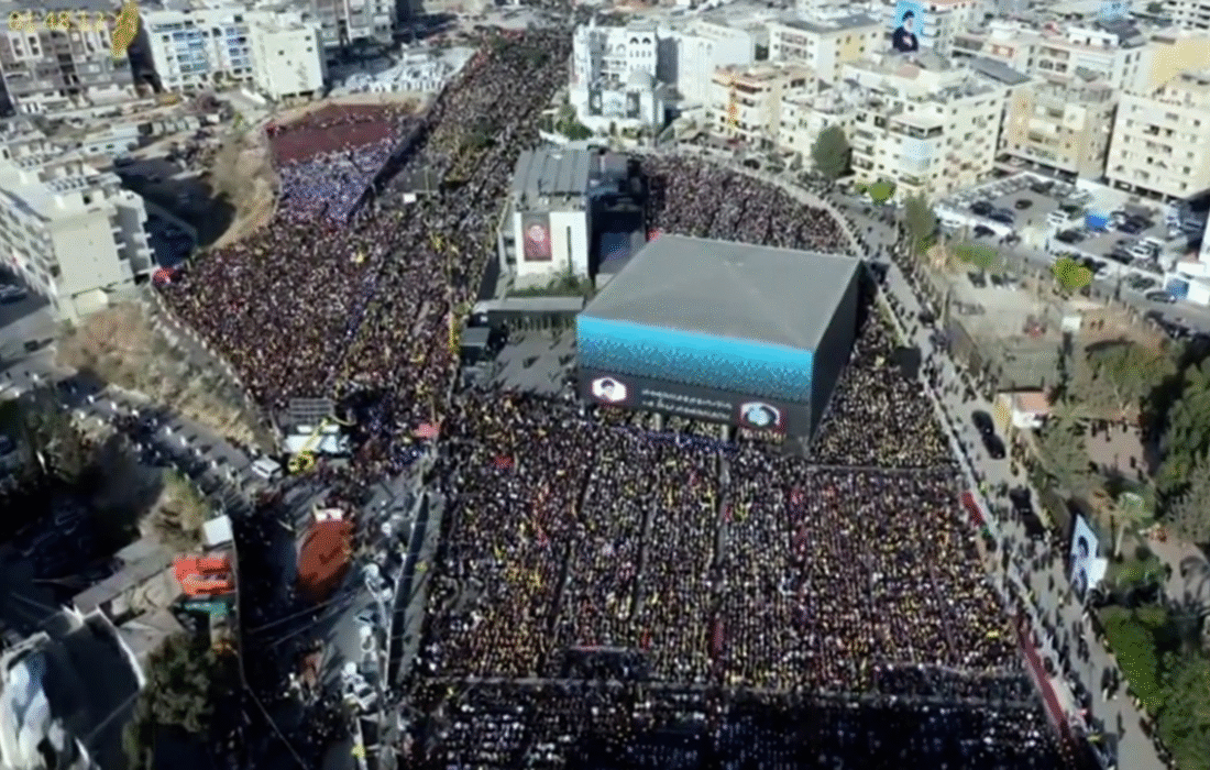 تجمع باشکوه هزاران نفر از هواداران حزبالله در مراسم سالگرد شهادت سید حسن نصرالله