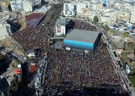 تجمع باشکوه هزاران نفر از هواداران حزب‌الله در مراسم سالگرد شهادت سید حسن نصرالله