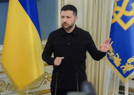 زلنسکی مدعی شد: پوتین برای حمله به یک کشور اروپایی جدید خیز برداشته است