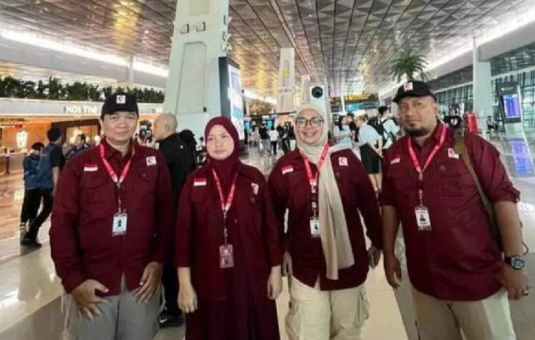 تیم پزشکی اندونزی به یاری زلزلهزدگان کنر اعزام شد