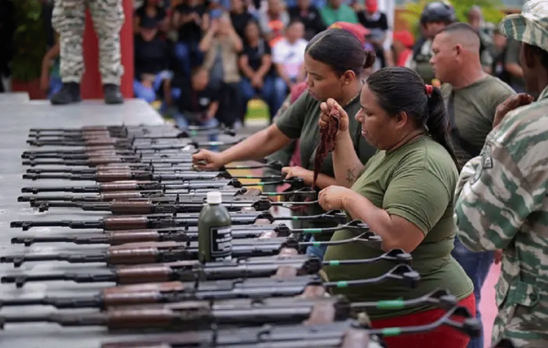 مادورو: ونزوئلا در پی «تهاجم» آمریکا آماده اعلام وضعیت اضطراری است