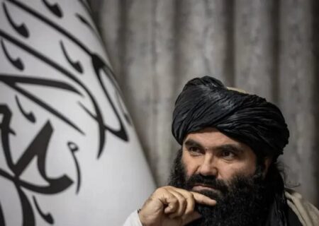 خبر فوری: سراج‌الدین حقانی از وزارت کشور طالبان کنار گذاشته شد