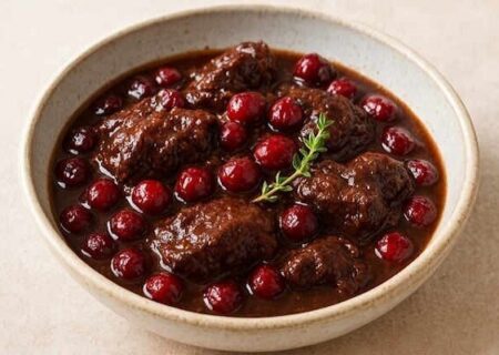 طرز تهیه خورش زغال اخته مجلسی در خانه