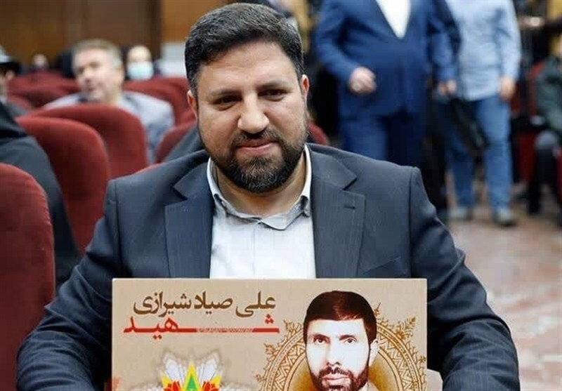 فرزند شهید صیاد شیرازی: پیگیر محاکمه منافقین هستیم