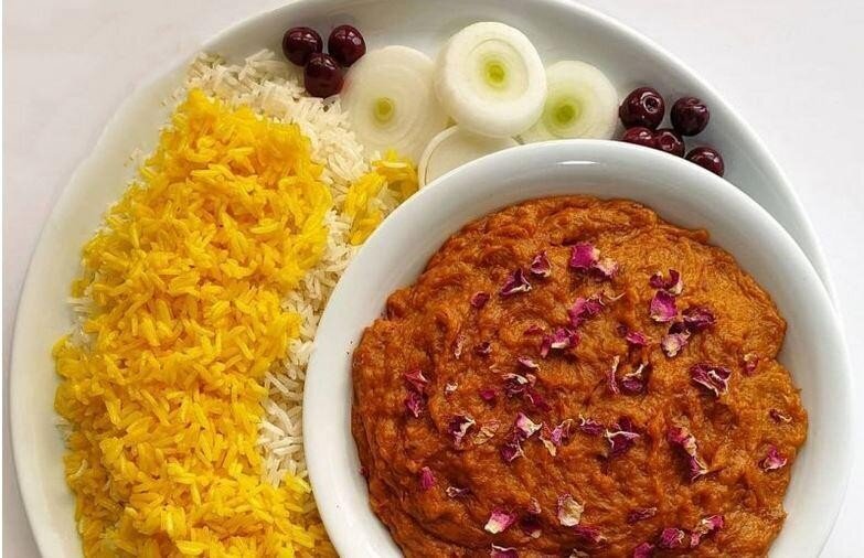 تهیه قیمه نجفی؛ غذا سنتی و اصیل عراقیها