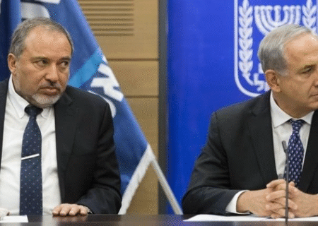 لیبرمن: نتانیاهو بنیانگذار کشور فلسطین خواهد شد