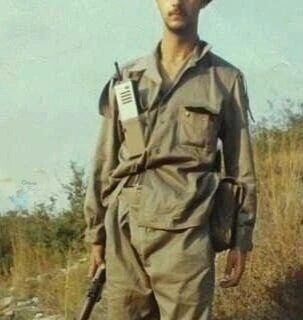 بشار اسد ۲۳ ساله در ارتش سوریه