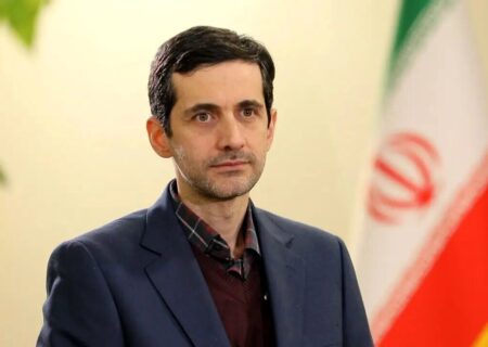 پسر پزشکیان: چین بی‌صدا می‌تازد، ما بلندگو دست گرفتیم