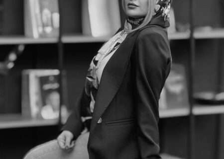 مونا فائزپور، همسر احمد مهرانفر، با استایلی متفاوت