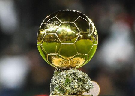 رونالدینیو توپ طلای ۲۰۲۵ را اهدا خواهد کرد