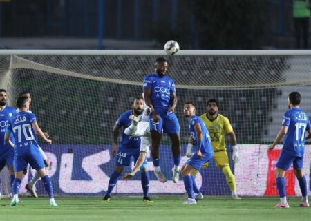 استقلال ۲ – پیکان ۲؛ یک امتیاز حاصل درخشش گوهری و آسانی/ مقاومت تیم ۱۰ نفره مقابل حملات آبی‌ها