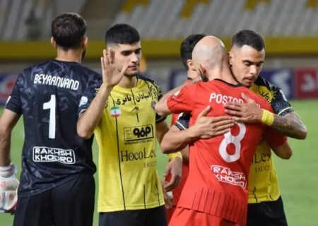 سپاهان ۱ – تراکتور ۲؛ بازی بزرگ به کام اسکوچیچ و تی‌تی‌ها/ آلوز بود، اما حسین‌زاده درخشید