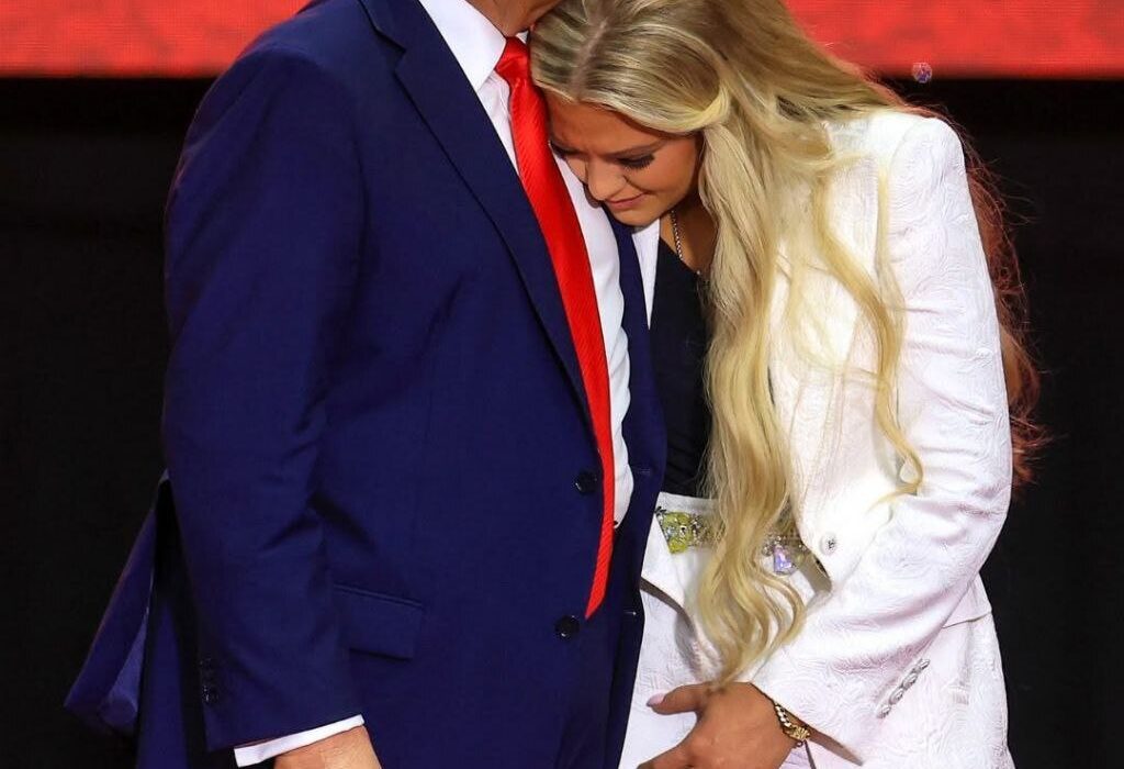 ترامپ و همسر کرک در مراسم یادبود چارلی کرک+عکس