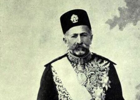 سفر در زمان؛ محبوب قاجار و مغضوب پهلوی