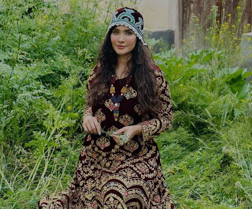 «مامان صدیقه» بچه مهندس با استایلی سنتی در قاب تلویزیون