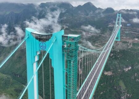 چین رکورد زد: افتتاح باشکوه‌ترین پل معلق دنیا