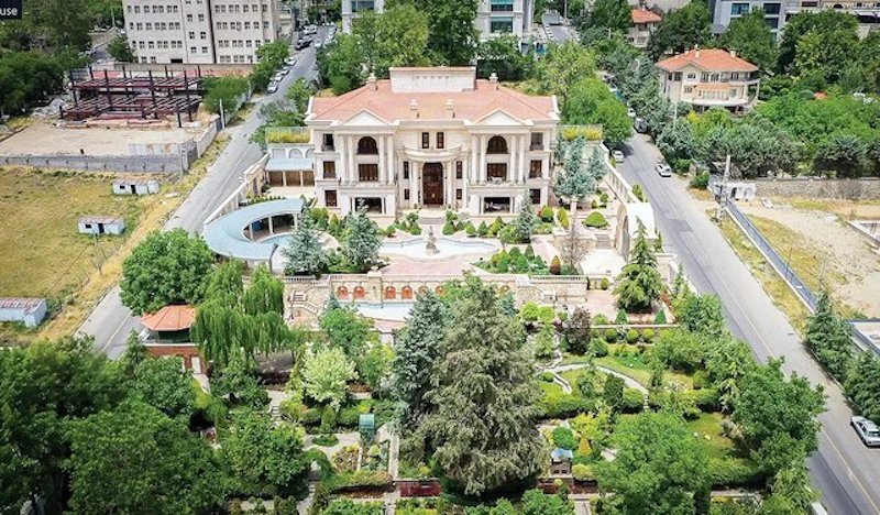 روایتهایی از یک تصویر؛ ویلای مصادرهای متهم چای دبش در قاب رسانهها