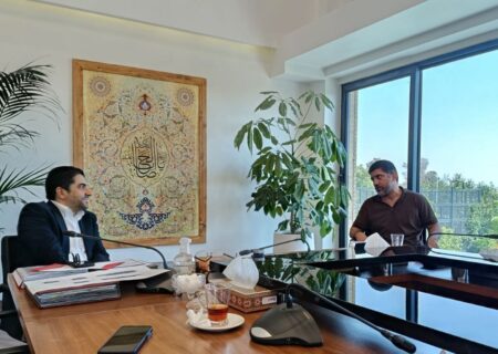 دیدار و گفت‌وگوی صمیمانه ثابت قدم با علیرضا دبیر در فدراسیون کشتی