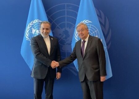 ضرب‌الاجل تعیین شده از سوی عراقچی برای اتمام محدودیت‌های هسته‌ای