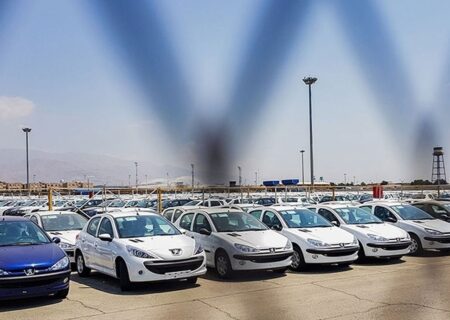 آشفتگی در بازار خودرو: وضعیت بحرانی ادامه دارد!