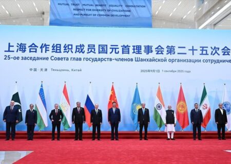 عکس یادگاری نشست سران سازمان همکاری شانگهای با حضور پزشکیان (فیلم)