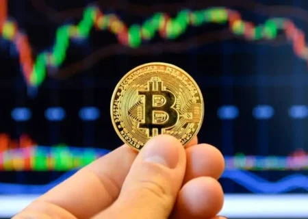 قیمت بیت کوین و ارز‌های دیجیتال امروز دوشنبه