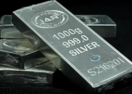 جهش تاریخی قیمت نقره؛ عبور از مرز ۴۰ دلار برای اولین بار در ۱۴ سال