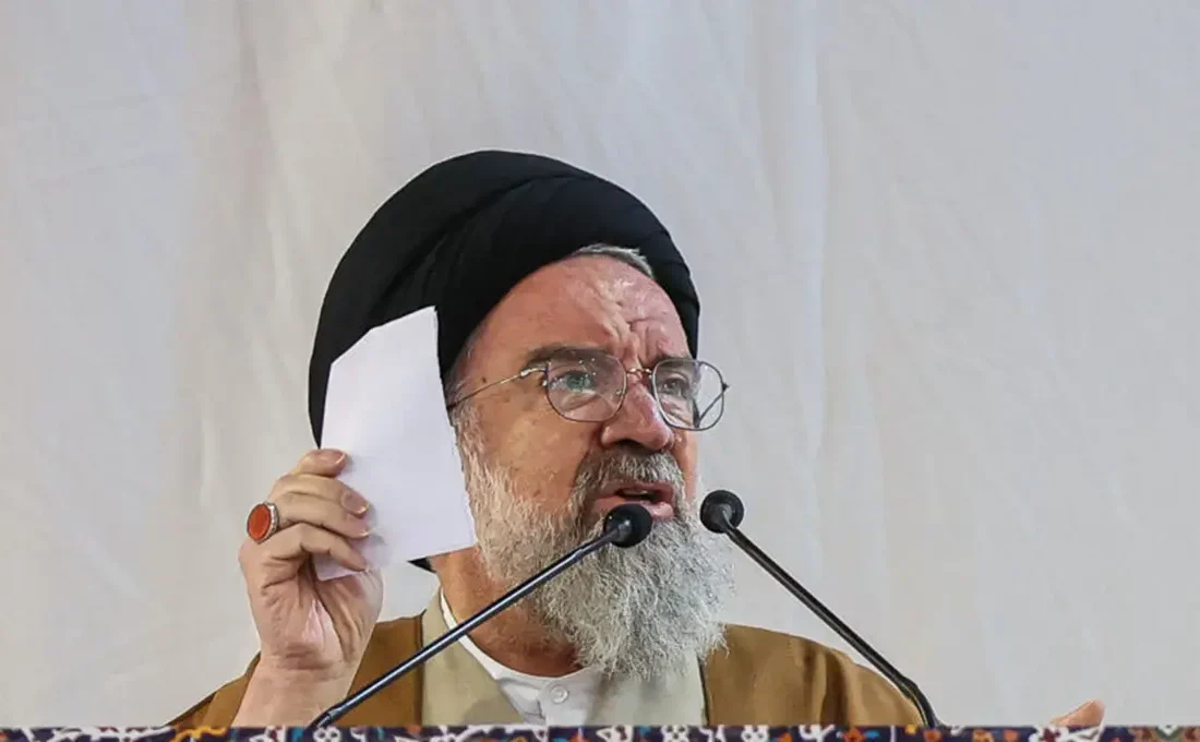 احمد خاتمی: موشکها موجب تسلیم آمریکا و اسرائیل شدند / مذاکره با آمریکا در موضوع موشکی، نقشه دشمن است