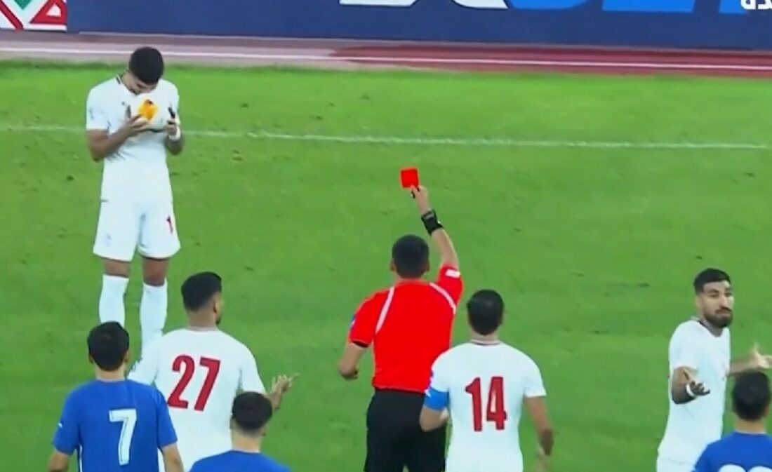 اخراج یوسفی، تیمملی در دقیقه ۵ ده نفره شد! (فیلم)