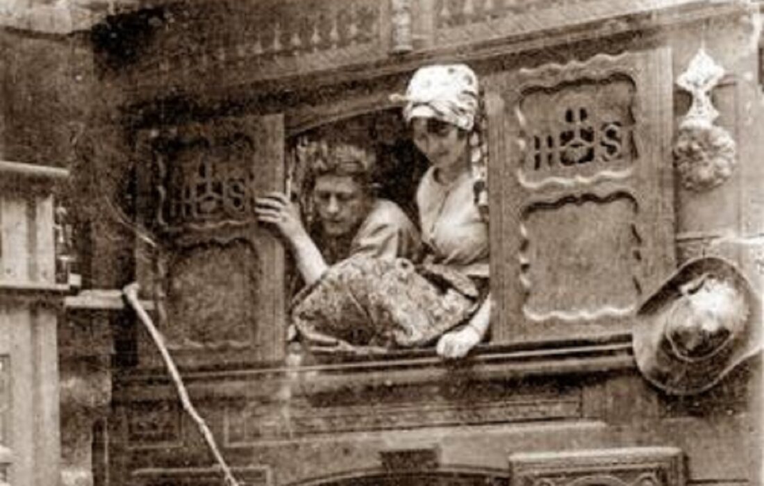 جعبه خواب! فرانسه – بریتنی – ۱۹۱۰ میلادی (عکس)