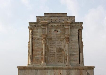 سال ۱۳۱۳؛ بلیت بخت‌آزمایی برای تکمیل ساختمان آرامگاه فردوسی (عکس)