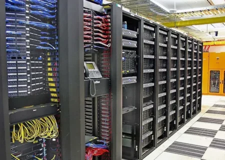 هشدار معاون وزیر ارتباطات : قطعی برق سلامت مراکز داده را تهدید می‌کند