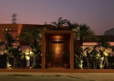 سفر آجر؛ اینجا یک پزشک کافه داری می کند! (+عکس)