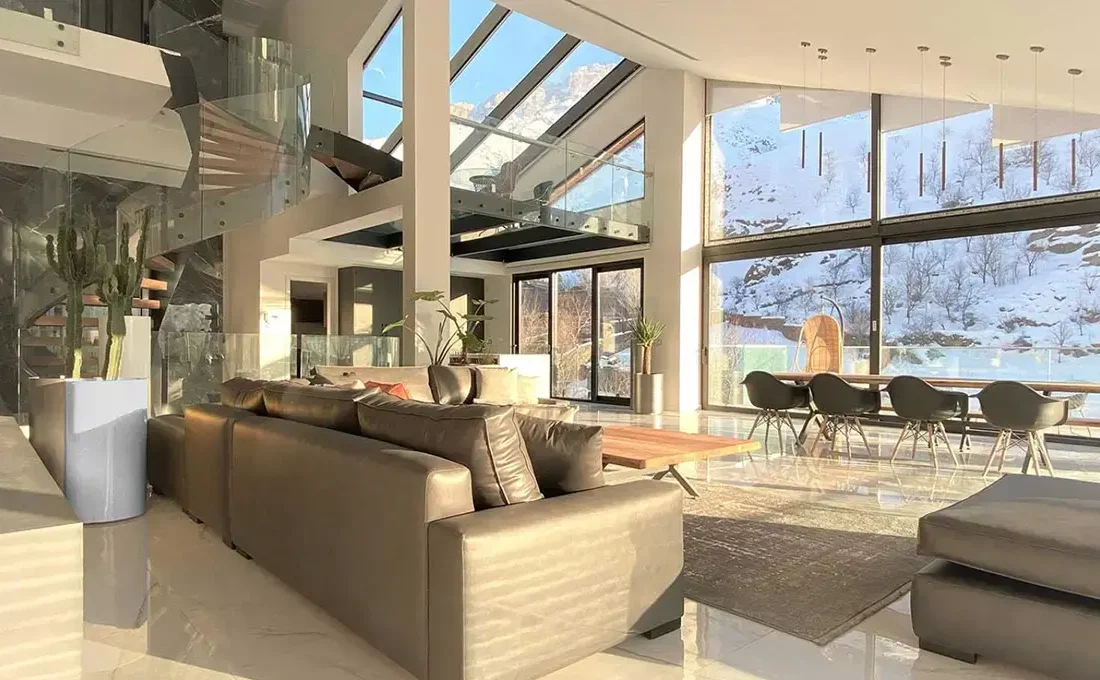 معماری نور و شفافیت در فشم؛ فینالیست دوازدهمین جایزه ملی طراحی داخلی ایران (+تصاویر)