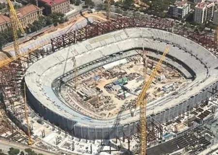 بازگشت بارسلونا به نوکمپ به تعویق افتاد